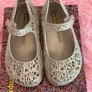 Mini Melissa Campana Size 8